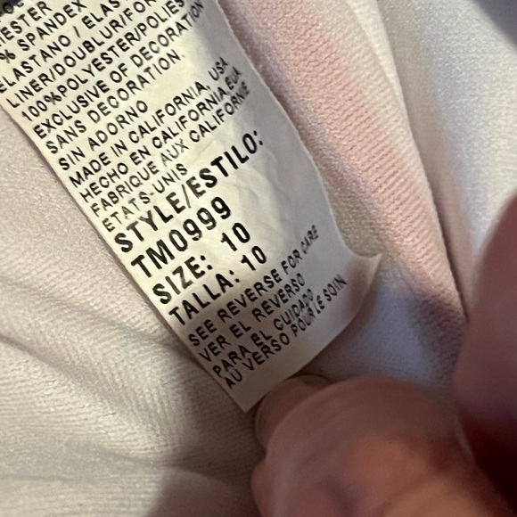 Tankini, sarong and sun hat. Brown/teal. Size 10 - Picture 4 of 8